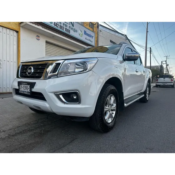 Nissan Frontier Le