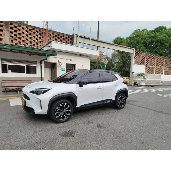 Toyota Yaris Cross 1.5 Hev Xls