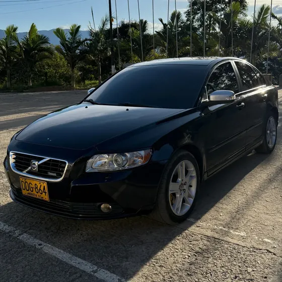 Volvo S40 2009 2.5 T5