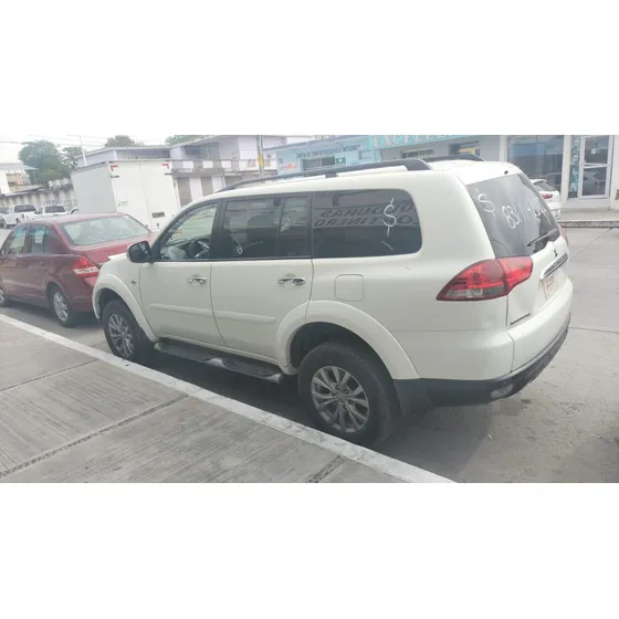 Mitsubishi Montero Sport 4x2 4. 3.0