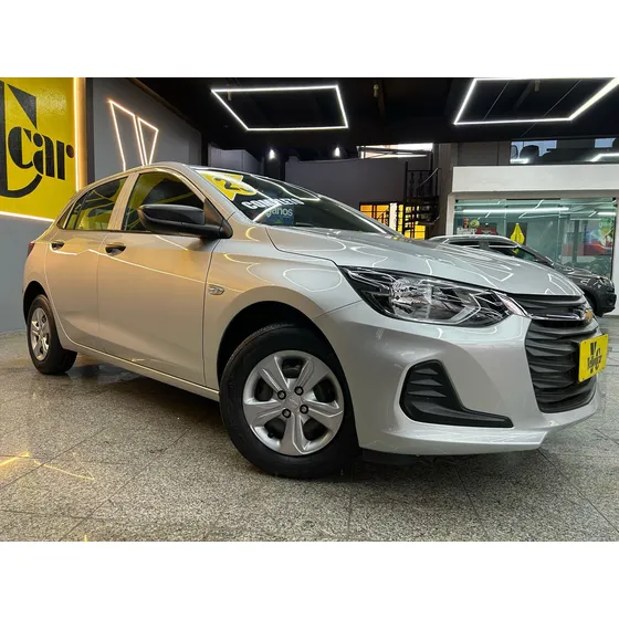 Chevrolet Onix Hatch 1.0 12v Flex 5p Mecanico 2023 Completo Baixa Km