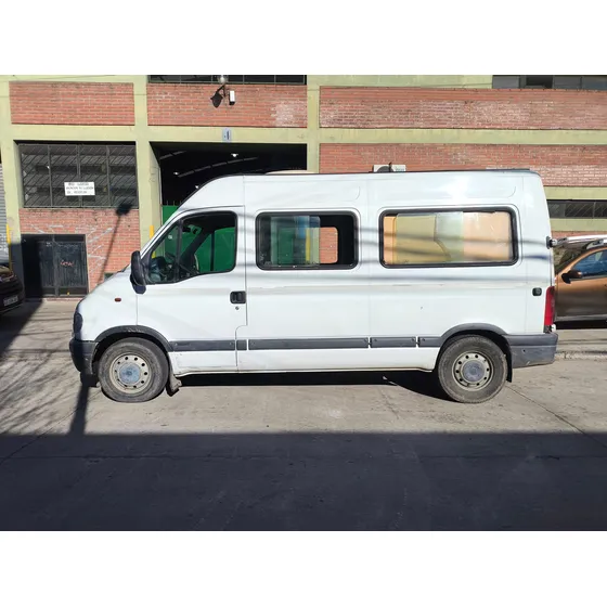 Renault Master 2.5 Dci Chasis P/con