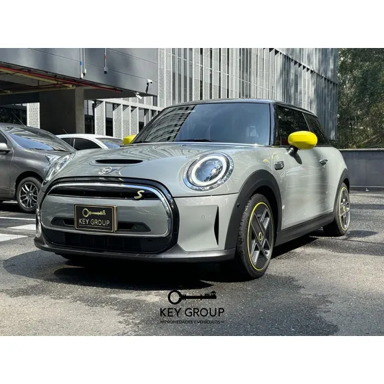 Mini Cooper Se 0.0 Iconic At