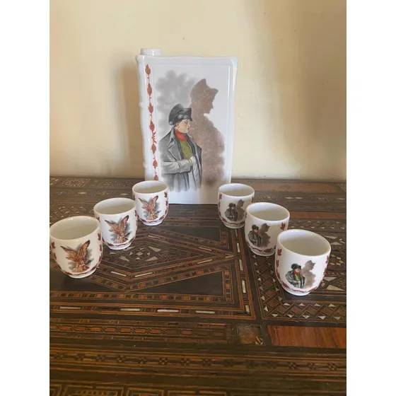 Bellas Licoreras Marca Limoges Con Sus Vasos
