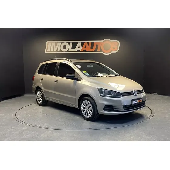 Volkswagen Suran 1.6 Comfortline 101cv