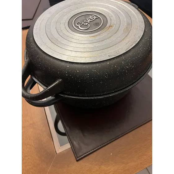 Set Básico 28 Cm Essen Cacerola, Sartén, Bífera Y Vaporera