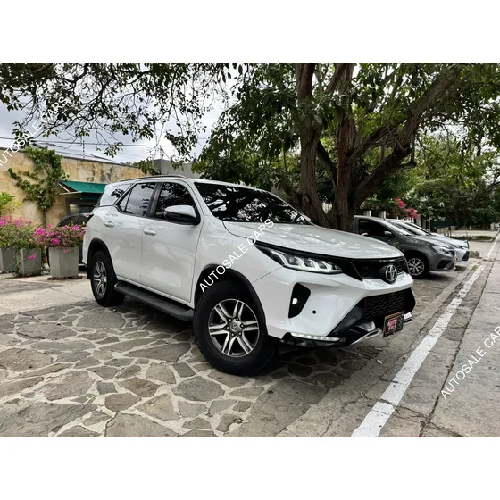 Toyota Fortuner 2023 2.4l