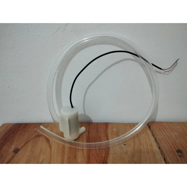 Mini Bomba De Agua Sumergible 3-5v 70-120 L/h