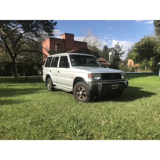 Mitsubishi Montero 2.5 Glx