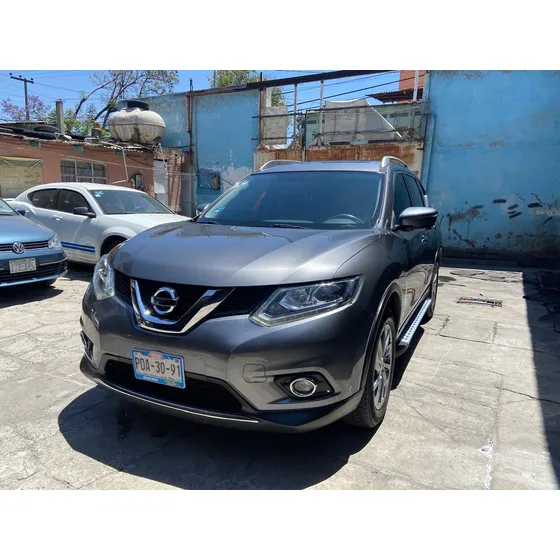 Nissan X-trail 2.5 Exclusive 3 Row Cvt