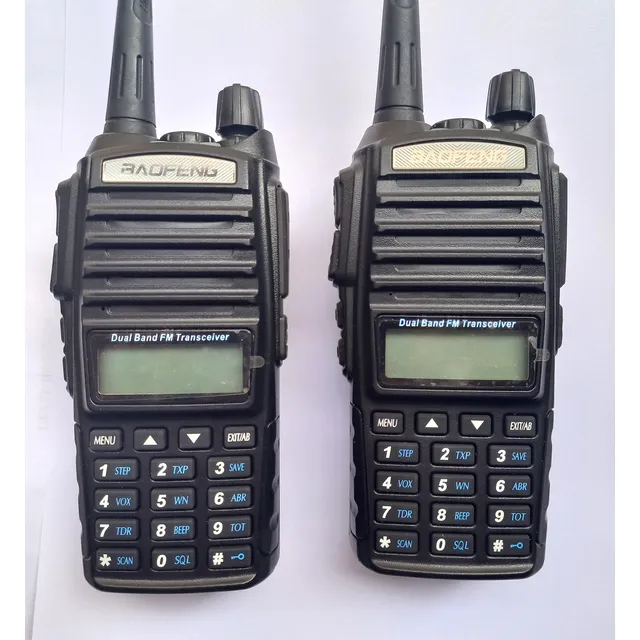 Radio Baofeng Uv-82 Dual Band - Usado Sem Carregador Preto Dual Band