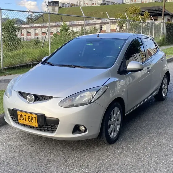 Mazda 2 2009 1.5 15hap At