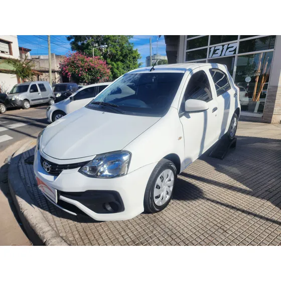 Toyota Etios 1.5 X 6mt My19