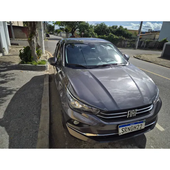 Fiat Cronos 1.3 Precision Flex Aut. 4p