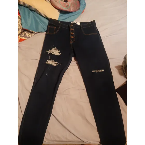 Vendo Lote 4 Jeans Y 1 Pantalón Usados