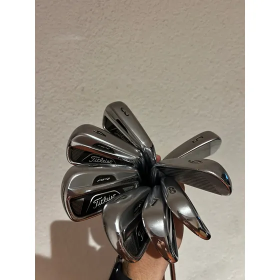 Titleist Ap2 712 Forged