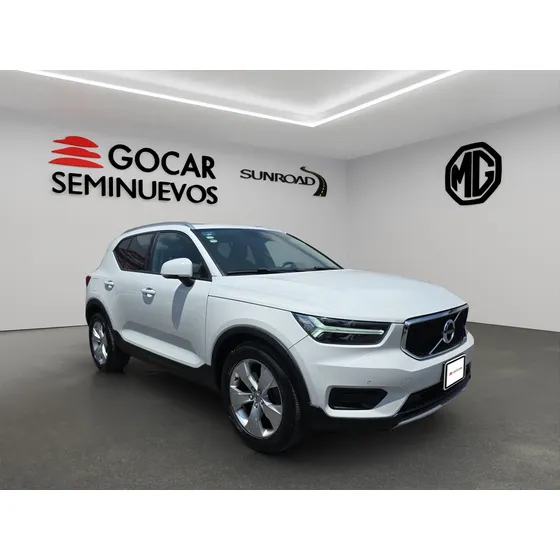 Volvo Xc40 5 Pts. T4 Momentum, 1.5t, Ta8, Ra-18