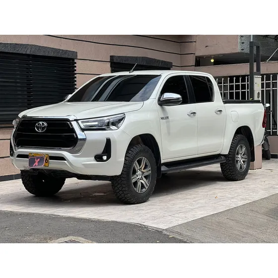 Toyota Hilux 2.4 Diésel 4x4