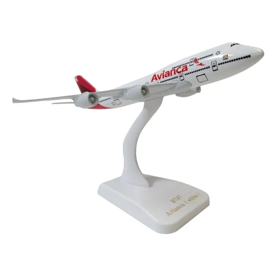 Avión A Escala 1:400//avianca B747//15cms De Largo 