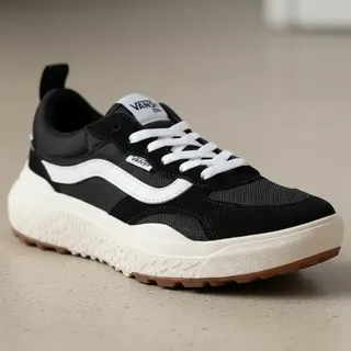 Vans Tênis Vans Ultrarange Neo Vr3 Preto E Branco Sola Grossa