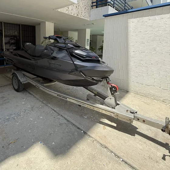 Se Vende Moto De Agua Seadoo  Rxt 300 Modelo 2023