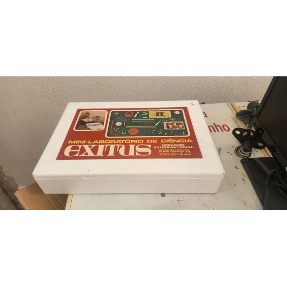 Mini Laboratório De Ciencias Antiga