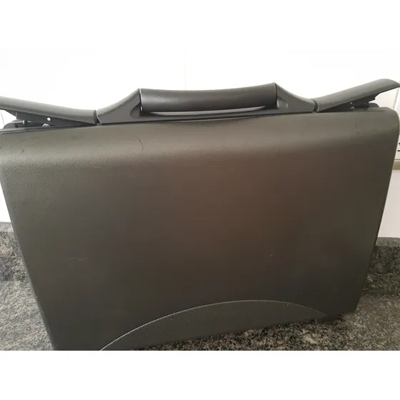 Maletín Ejecutivo  Nuevo  Marca Samsonite  