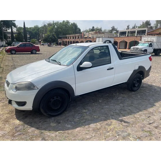 Ram 700 1.6 Slt Mt