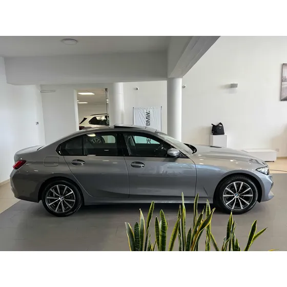 Bmw Serie 3 2.0 320i Sedan Sportline
