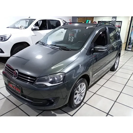 Volkswagen Suran 1.6 Highline 101cv