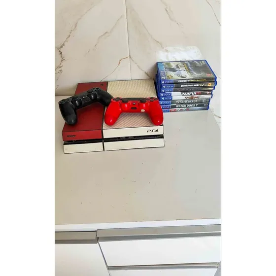 Sony Playstation 4 500gb - Com 2 Controles E 8 Jogos