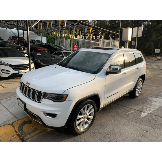 Jeep Grand Cherokee 3.6 Limited Lujo 4x2 Mt