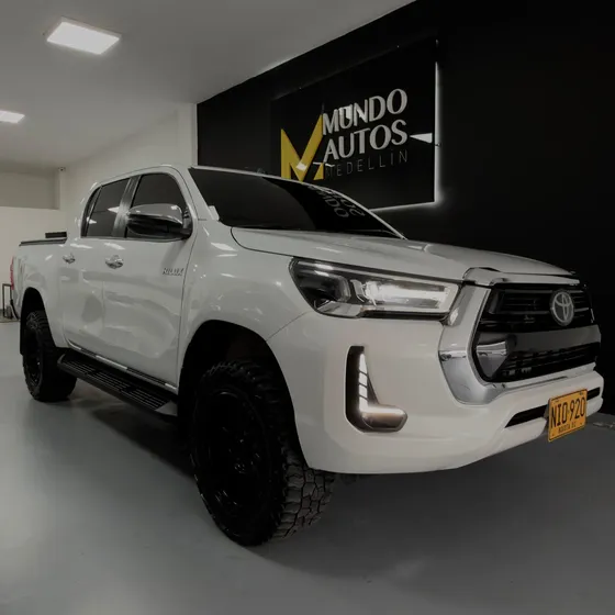 Toyota Hilux 2023 2.8 Srx Diesel At 4x4