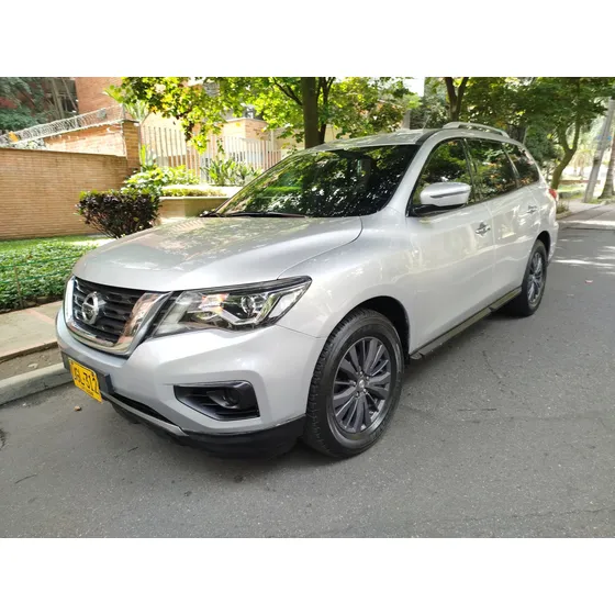 Nissan Pathfinder 3.5 R52 Sense