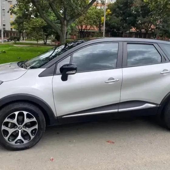 Renault Captur 2019 2.0 Intens Automática