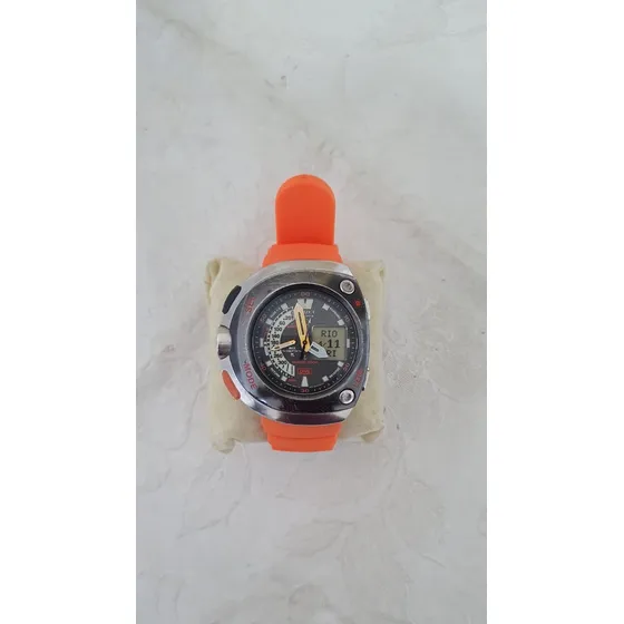 Citizen Aqualand Jv0020-21f Meia Lua Laranja Usado