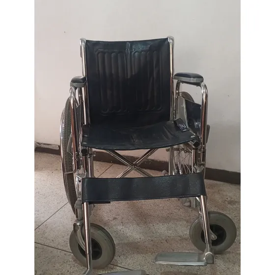 Silla De Ruedas, Casi Nueva