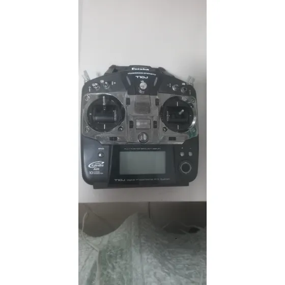 Radio Futaba T10j Digital Apenas O Rádio Funcionando Perfeit