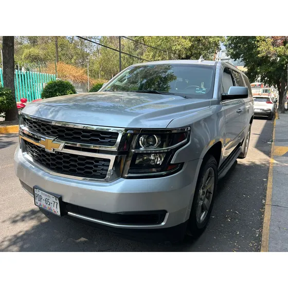 Chevrolet Suburban 5.4 Ls Tela At