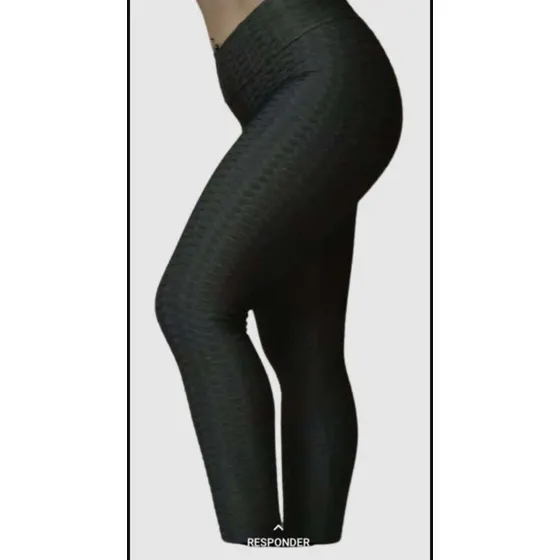 Leggins De Tela Texturizada Con Arruche Levanta Pompis Damas