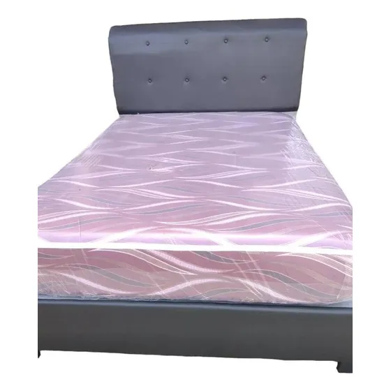 Cama Matrimonial Con Colchón De Resortes 