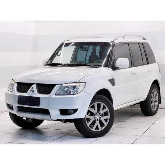 Mitsubishi Pajero Tr4 2.0 4x2 16v 140cv Flex 4p Automático