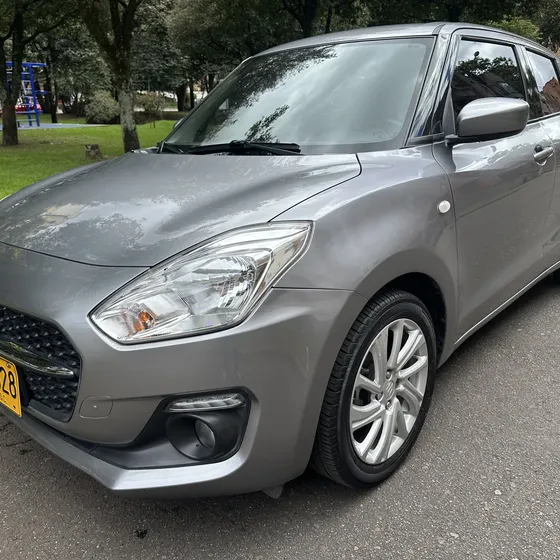 Suzuki Swift Hibrido 2022 1.2 Glx 2wd