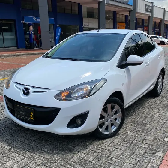 Mazda 2 2014 1.5 15na1 Sedan