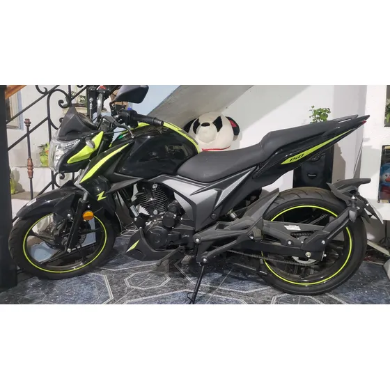 Italika 150 Z Negra Con Verde