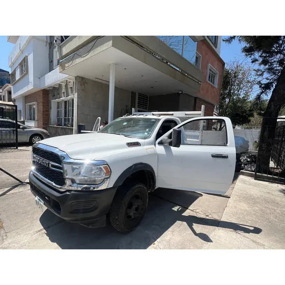 Ram 4000 5.7 Chasis Cabina P 4x2 Mt