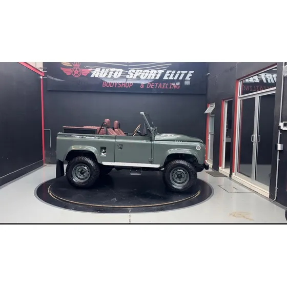 Land Rover Defender 2.5 Tdi