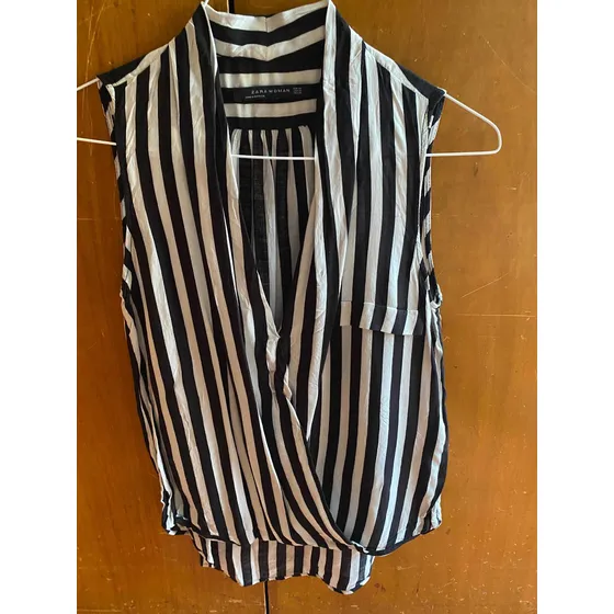 Blusa Dama Zara A Rayas. Usada