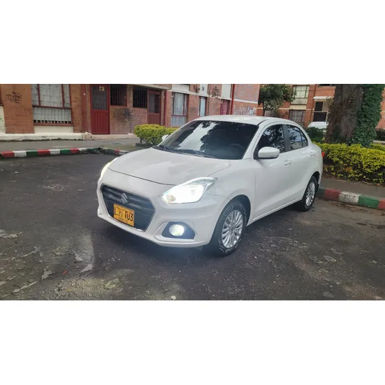 Suzuki Swift 1.2 Dzire At