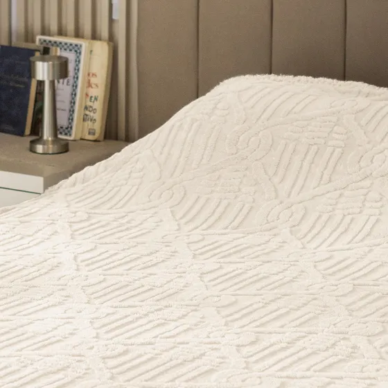 Cubrecama Invierno King Size Pret Jacquard Con Corderito